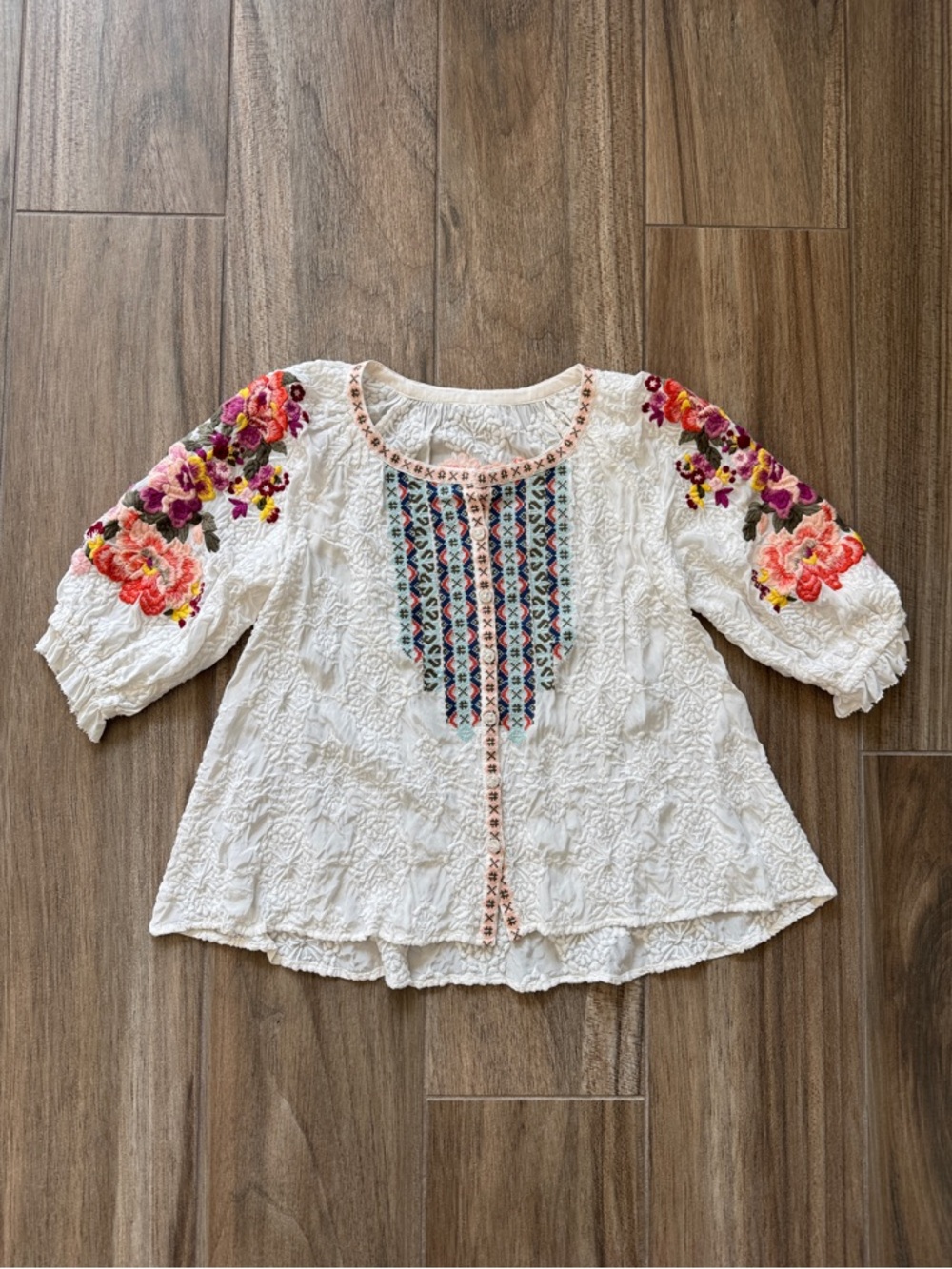 Sundance Embroidered Boho Peasant Blouse Floral Sleeves NWOT approx Sz Small